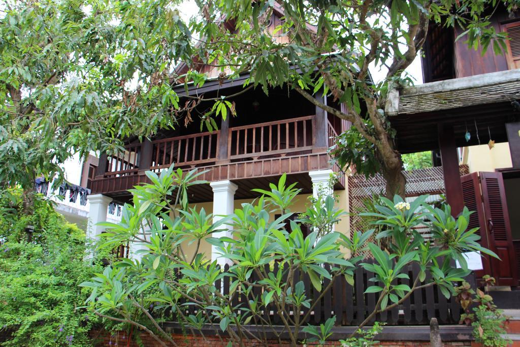 Villa Le Tam Tam Boutique Hotel Луангпхабанг Экстерьер фото